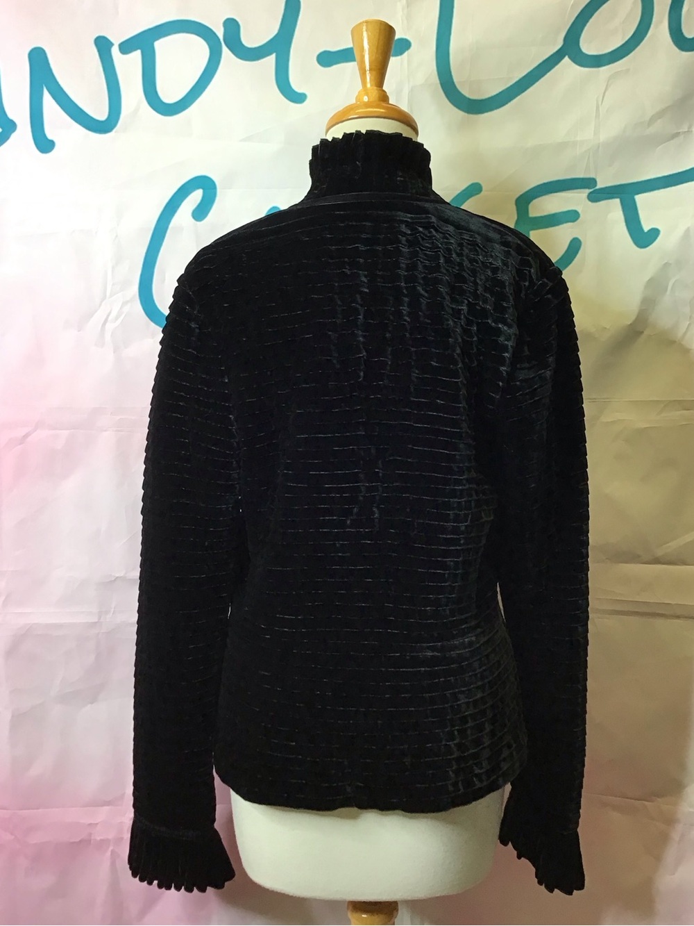 Tadashi Collection 12 - Picture 3 of 6